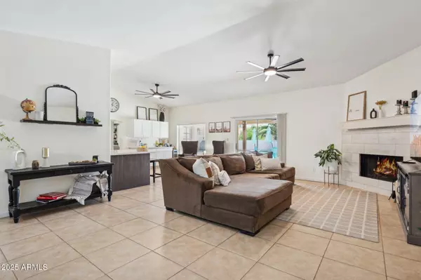Scottsdale, AZ 85254,5415 E JUNIPER Avenue