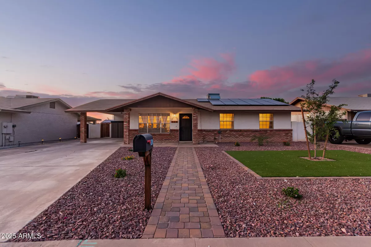Mesa, AZ 85201,126 E MCLELLAN Road