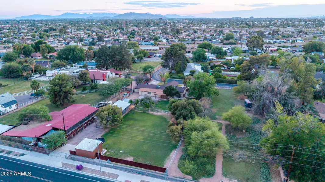 645 S ESQUIRE Way, Mesa, AZ 85202