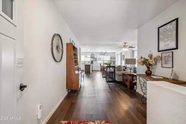 Phoenix, AZ 85037,4728 N 92ND Avenue