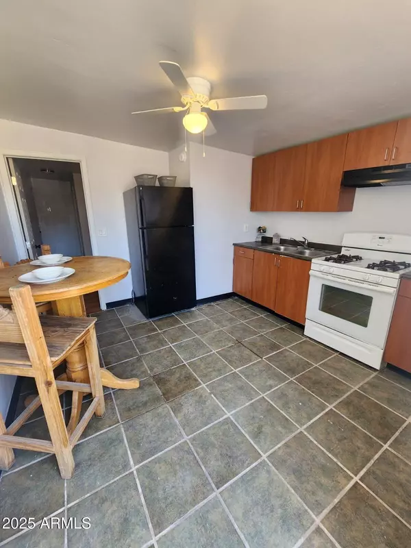 Phoenix, AZ 85029,1629 W desert cove Avenue