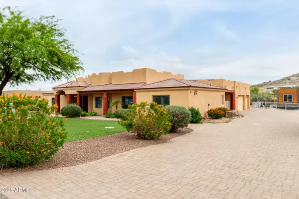 Phoenix, AZ 85086,1815 W Maddock Road