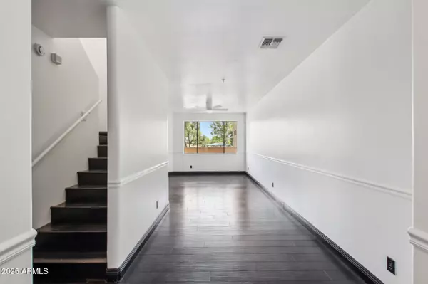 Scottsdale, AZ 85257,7601 E ROOSEVELT Street #1007