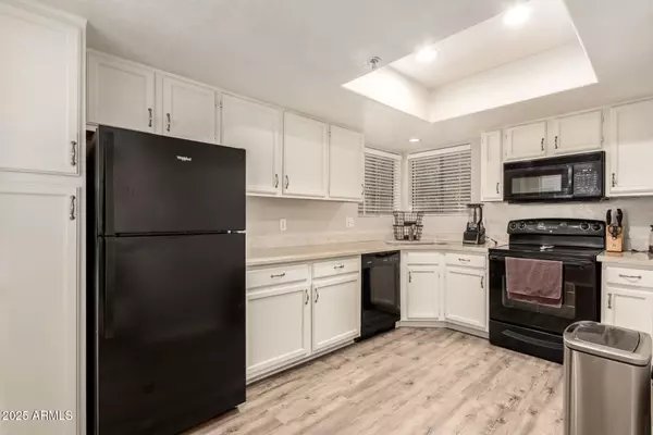 Paradise Valley, AZ 85253,6885 E COCHISE Road #229