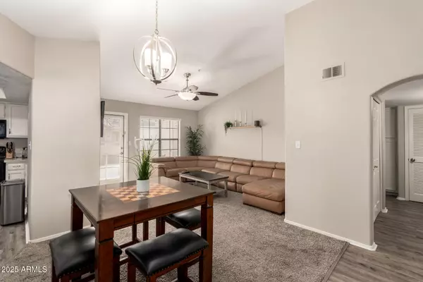 Paradise Valley, AZ 85253,6885 E COCHISE Road #229