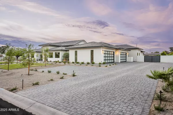 Paradise Valley, AZ 85253,6614 E NORTH Lane
