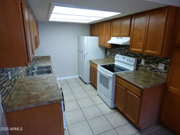 Phoenix, AZ 85032,16602 N 25th Street #129