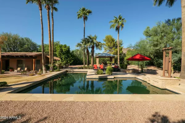 Paradise Valley, AZ 85253,6211 N 51ST Place