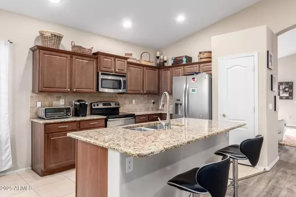 Fountain Hills, AZ 85268,17132 E HILLCREST Drive