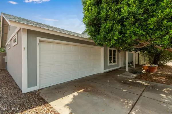 Glendale, AZ 85306,5923 W Mauna Loa Lane