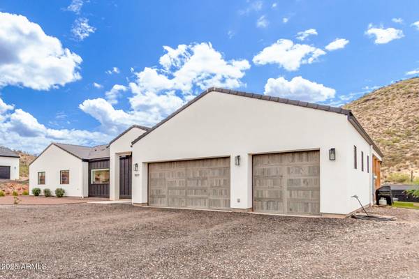 Phoenix, AZ 85086,1809 E MARIOLA Way