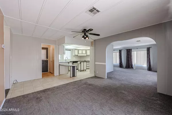 Mesa, AZ 85206,205 S Higley Road #286