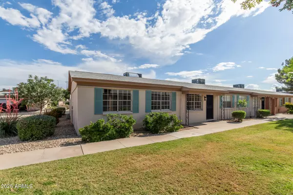 Mesa, AZ 85201,849 N REVERE -- #E