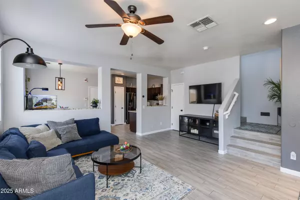 Phoenix, AZ 85041,6907 S 8TH Drive