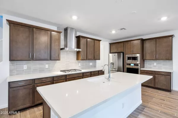 Phoenix, AZ 85085,2468 W Rowel Road