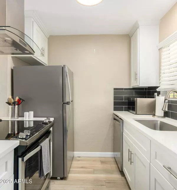 Scottsdale, AZ 85251,4630 N 68TH Street #221