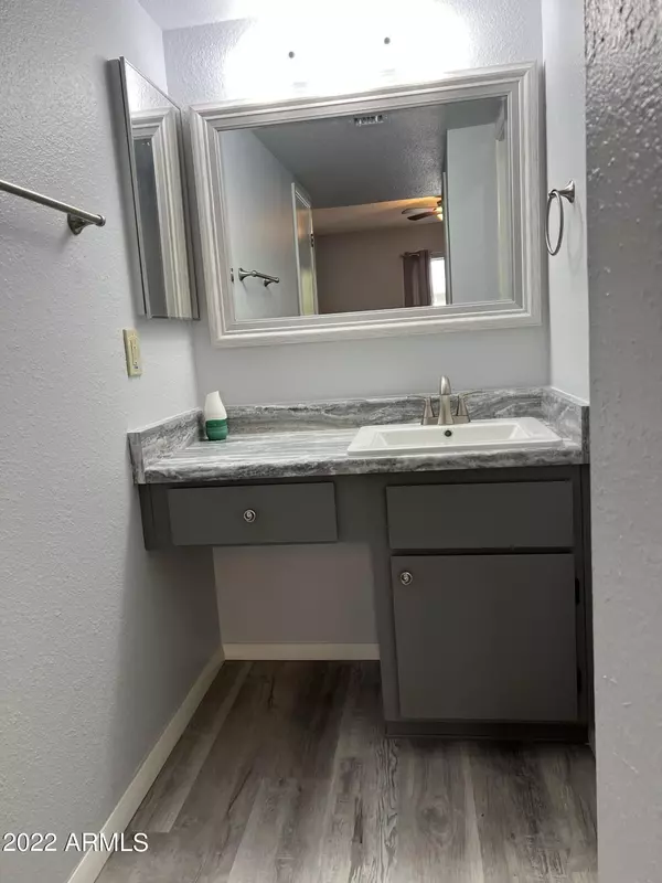 Phoenix, AZ 85032,4444 E PARADISE VILLAGE Parkway #214