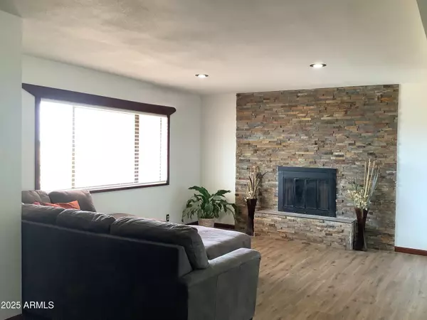 Pearce, AZ 85625,3607 E MULE DEER Road