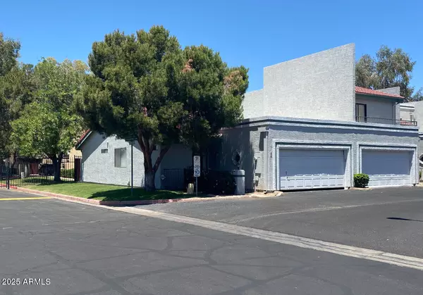 8702 N Shadow Lane, Peoria, AZ 85345