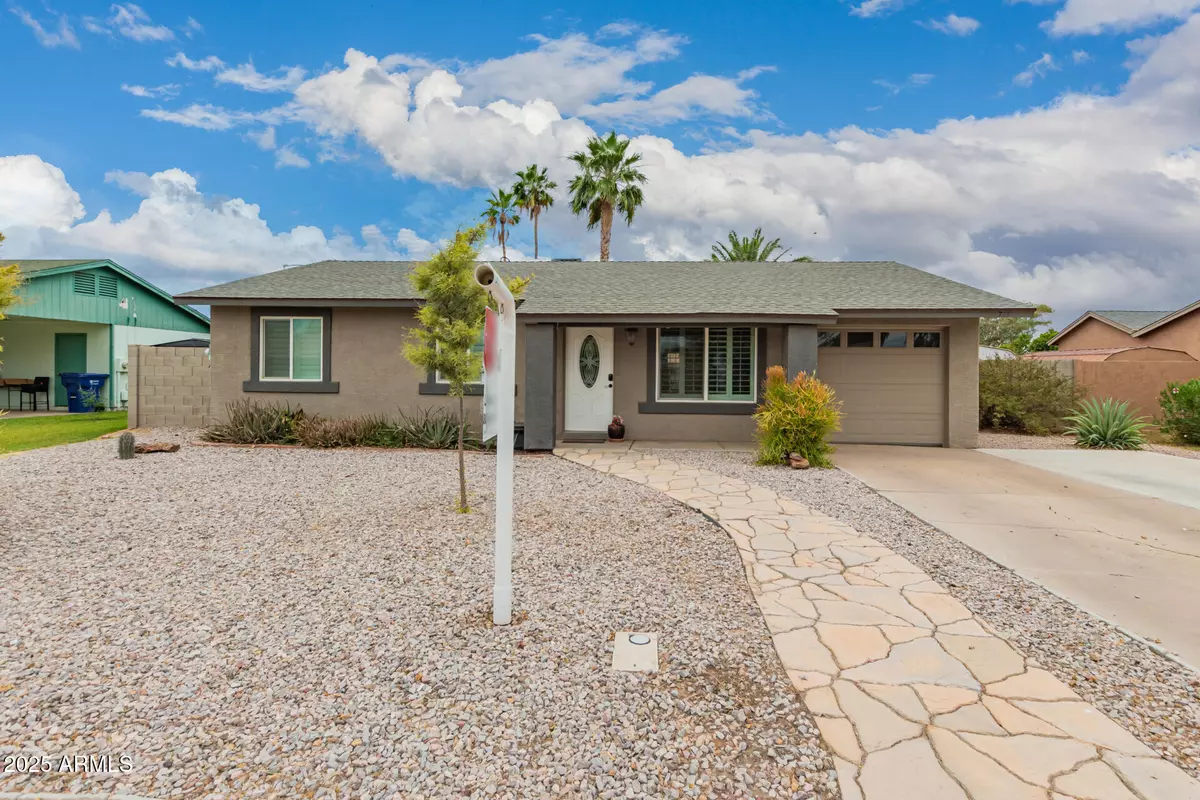 Chandler, AZ 85225,711 W EL ALBA Way