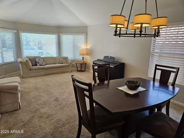 Phoenix, AZ 85032,2919 E FRIESS Drive E