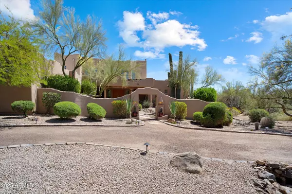 Scottsdale, AZ 85255,25483 N Wrangler Road