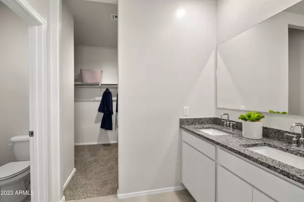 Apache Junction, AZ 85120,9943 S DESERT VIEW Drive