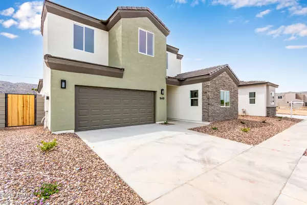 Phoenix, AZ 85042,949 E Desert Lane