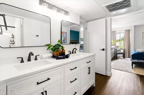 Scottsdale, AZ 85258,7350 N VIA PASEO DEL SUR -- #P105