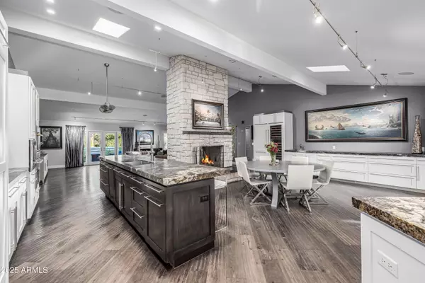 Scottsdale, AZ 85254,6112 E JENAN Drive