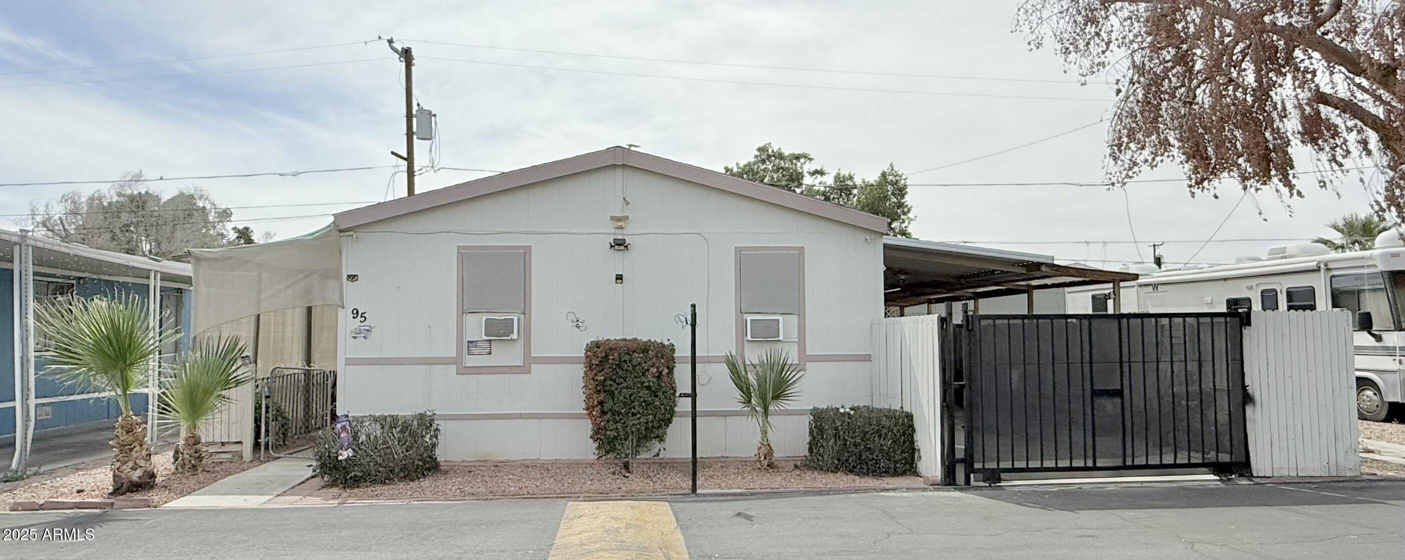 5002 W BETHANY HOME Road #95, Glendale, AZ 85301