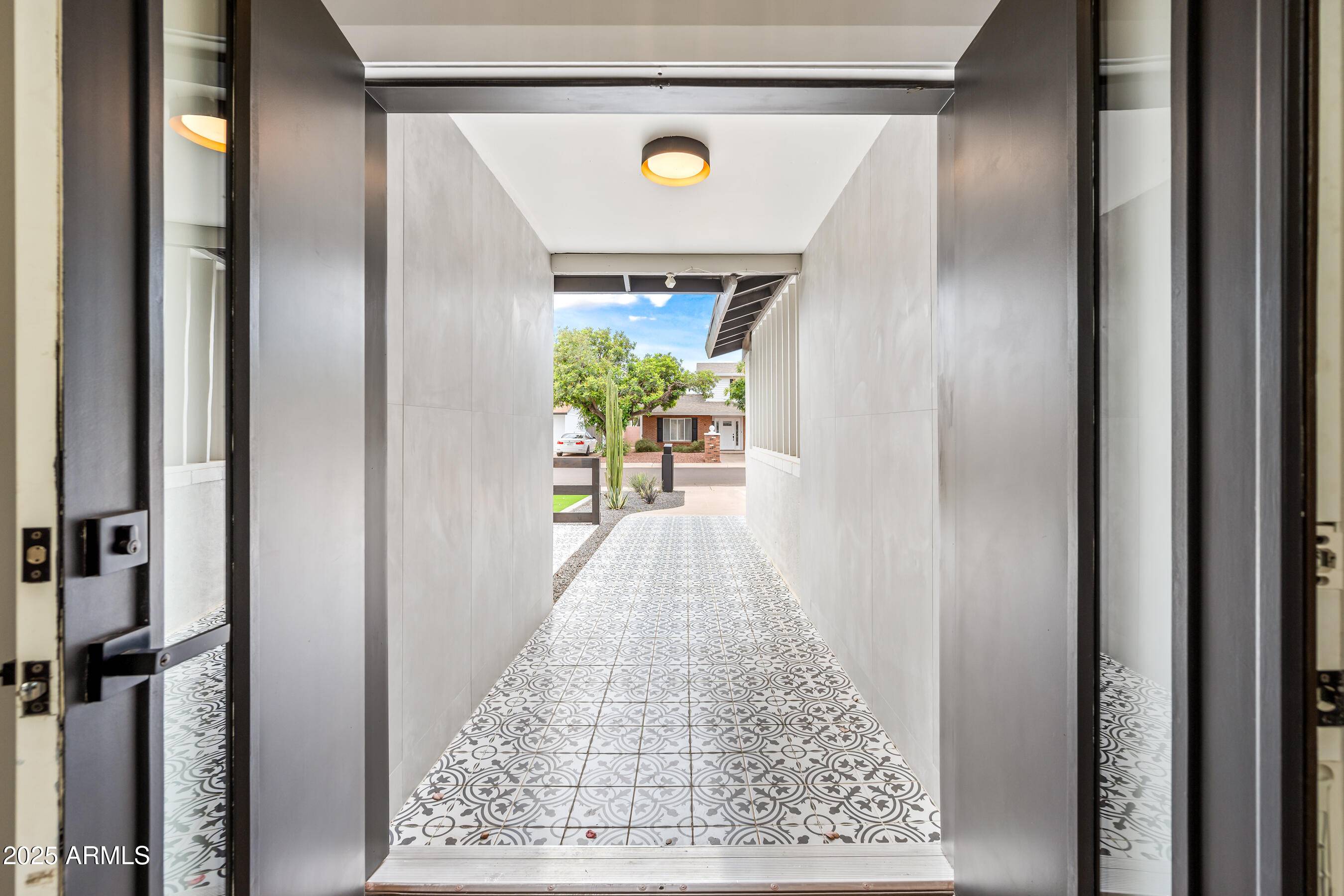 Scottsdale, AZ 85251,8544 E HEATHERBRAE Drive