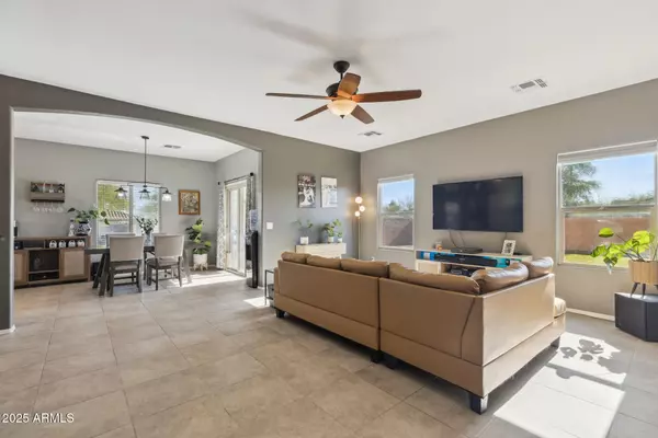 Apache Junction, AZ 85120,894 S BUENA VISTA Drive