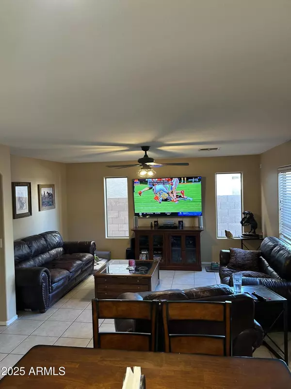 Phoenix, AZ 85085,2411 W LUCIA Drive