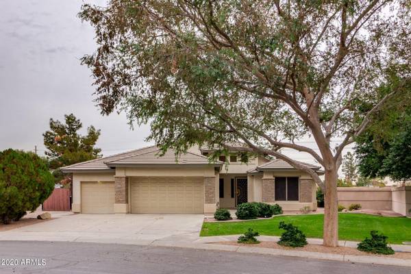 Tempe, AZ 85284,7649 S ASH Avenue