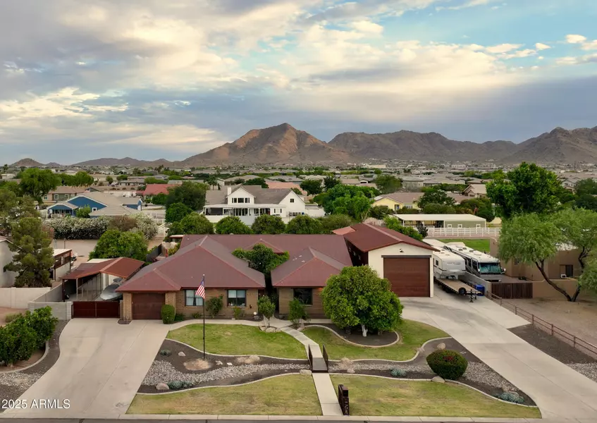 21131 E EXCELSIOR Avenue, Queen Creek, AZ 85142