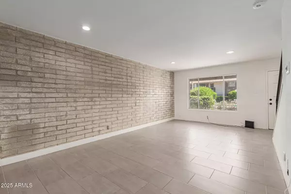 Scottsdale, AZ 85251,4701 N 68TH Street #214