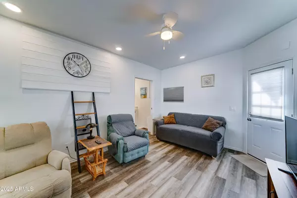 Mesa, AZ 85206,111 S GREENFIELD Road #244