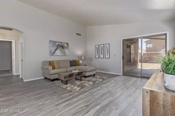Peoria, AZ 85381,8569 W VOLTAIRE Avenue