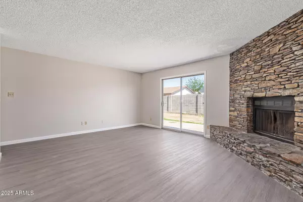 Phoenix, AZ 85033,7342 W MINNEZONA Avenue