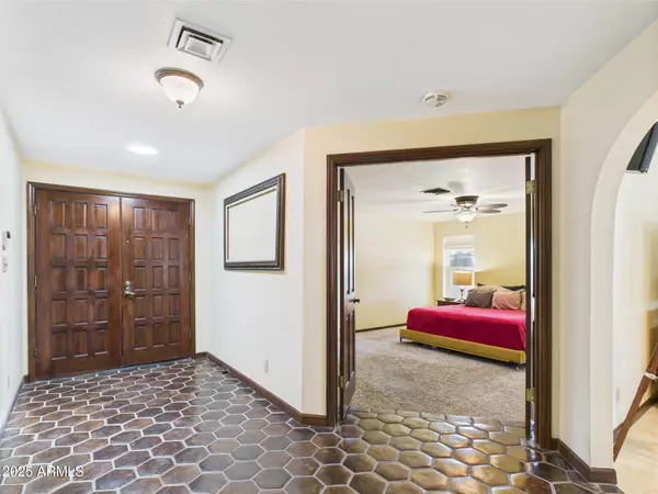 Gilbert, AZ 85297,2331 E MELROSE Street