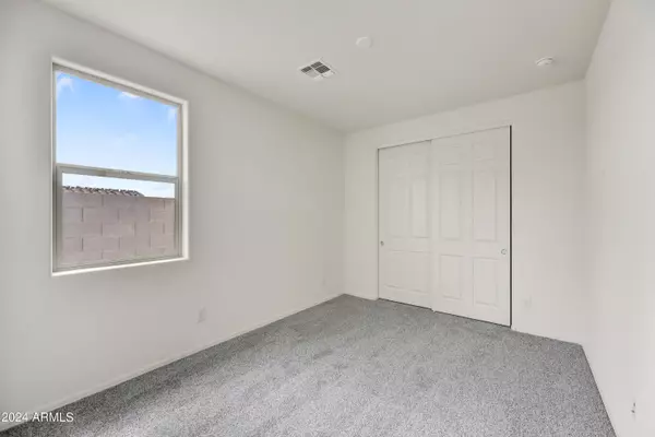 Maricopa, AZ 85138,37549 W SAN CLEMENTE Street