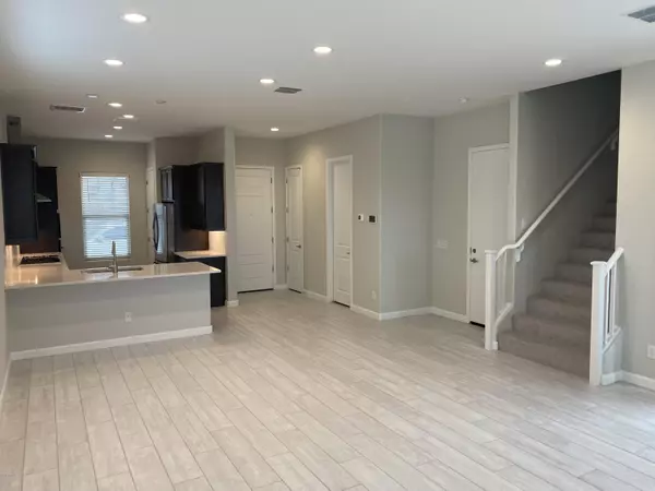 Phoenix, AZ 85054,6511 E Villa Maria Drive
