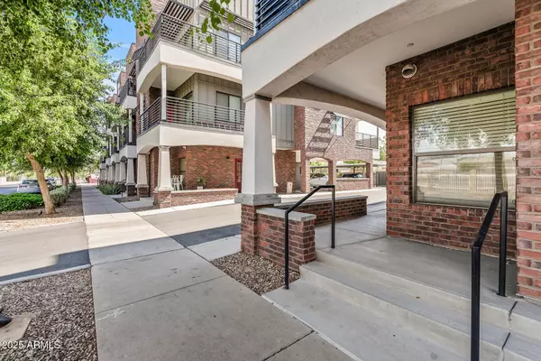 Phoenix, AZ 85006,475 N 9th Street #101