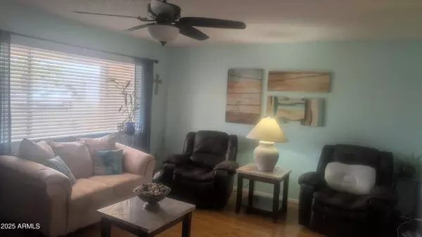 Apache Junction, AZ 85120,962 S MAIN Drive