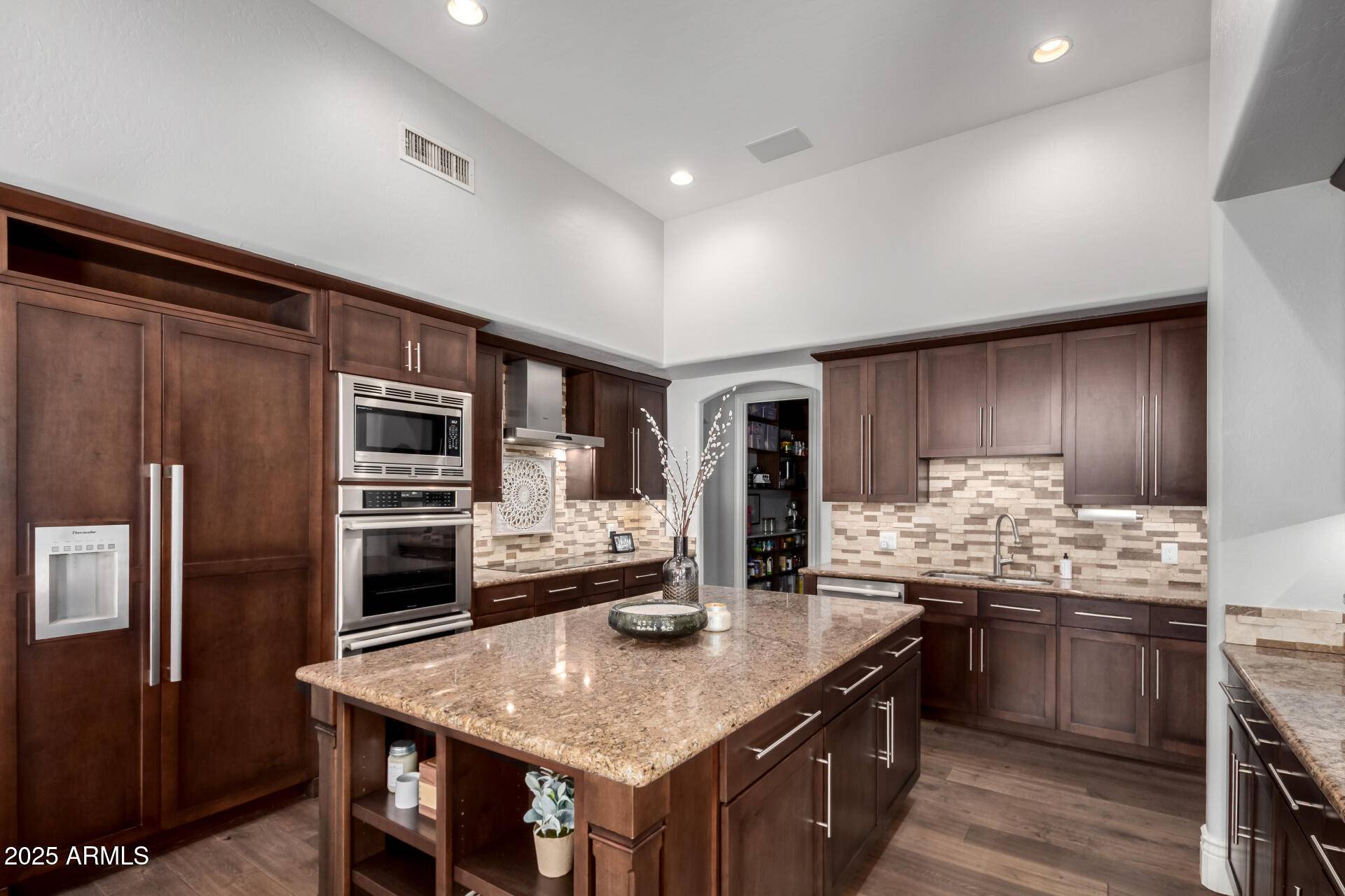 Gilbert, AZ 85234,320 N PORTLAND Avenue