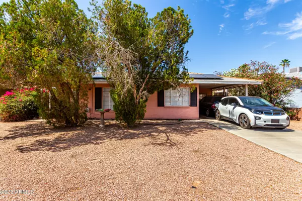 Phoenix, AZ 85008,4832 E Cambridge Avenue