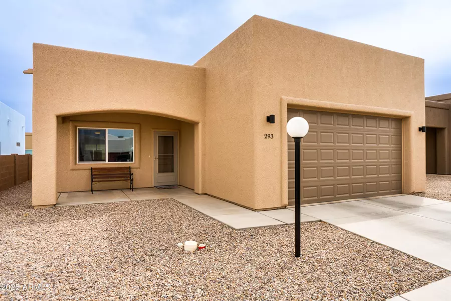293 S MEADOWOOD Lane, Sierra Vista, AZ 85635