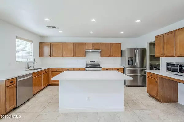 Phoenix, AZ 85024,1839 E Parkside Lane