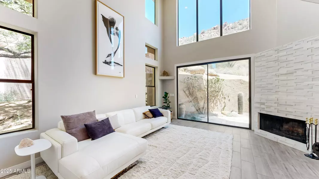 25555 N WINDY WALK Drive #64, Scottsdale, AZ 85255